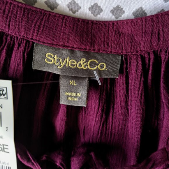 Ladies top - Picture 4 of 10